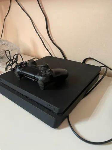Ps4 slim