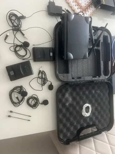 2 Microfones HeadSeat e 3 de lapela- Lyco