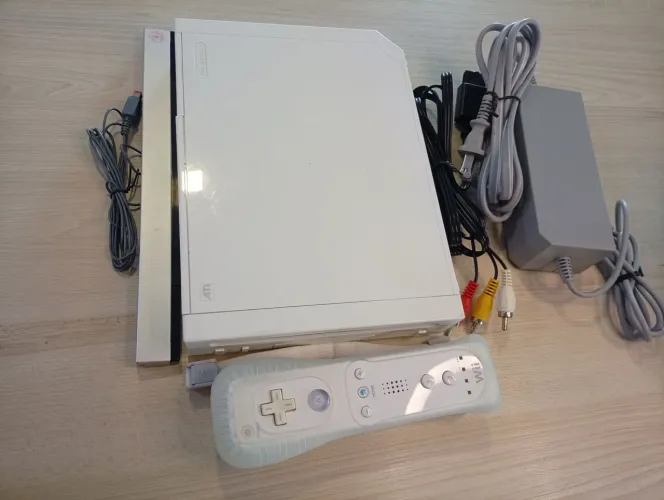 Nintendo Wii Branco Completo + Controle + Jogo Original Wii Play