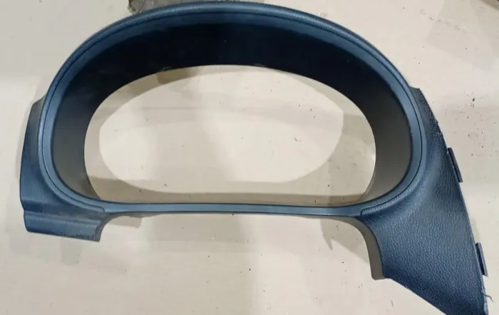 moldura do painel de instrumentos L200 TRITON 2018