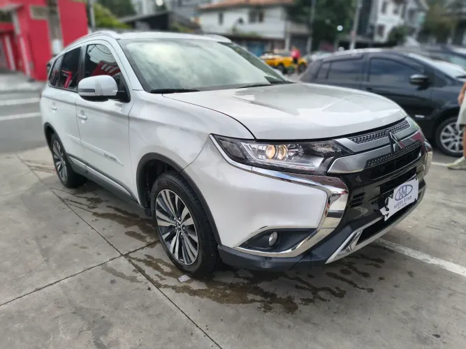 Mitsubishi Outlander HPE 2.0 16V 5P Aut. 2019
