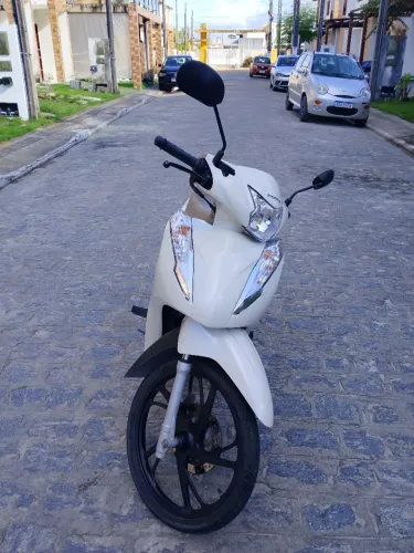 Vende-se Honda Biz 125