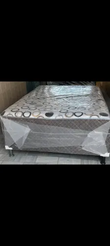 Cama box