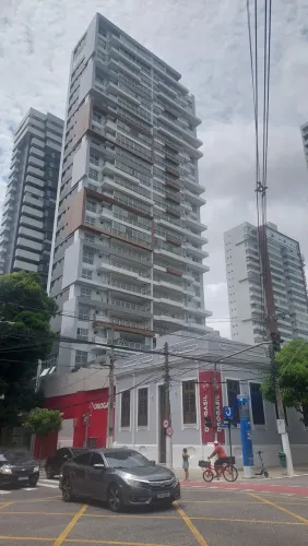 APTO ED. TORRE NOIR EM FRENTE PRAÇA BATISTA CAMPOS