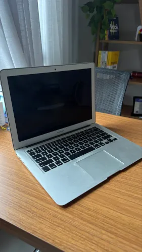 MacBook Air 13