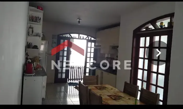 Sobrado em Rua Nove de Julho - Jardim São José - Caçapava/SP