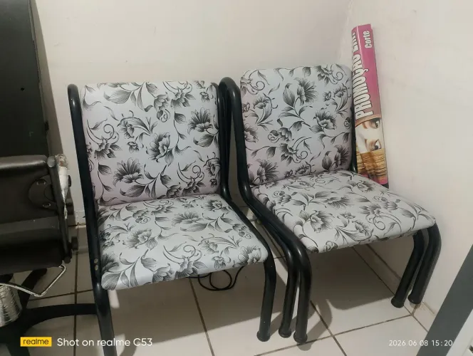Vende-se cadeiras para salão ou sala