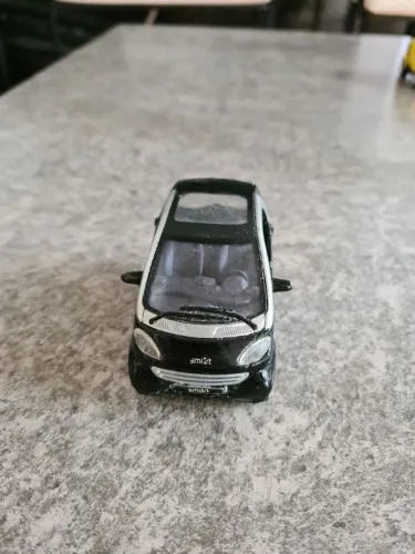 Miniatura Smart Fortwo Preto Maisto City coupé usado 1/33