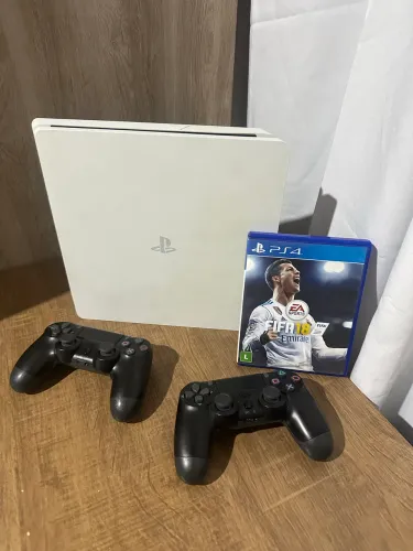 PS4 Slim 1TB
