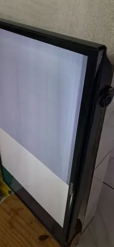 Televisão com defeito 