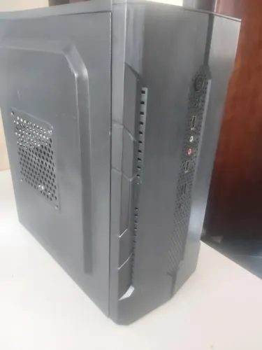 CPU Intel Core i5 750 2.67GHz  Memória 8Gb ddr3 GTX 650 HD SSD120 + HD 500GB