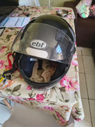 CAPACETE (SEGURO)