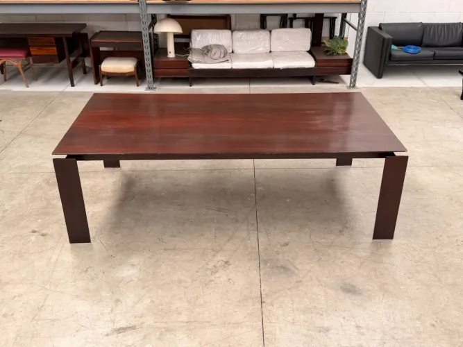 Grande mesa de jantar Dpot em ferro e madeira