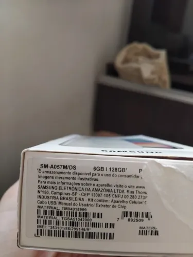 Samsung 05s 128G prata muito conservado, nunca foi para conserto. Todo original.