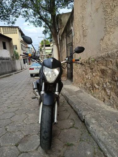 Cb 300 em bom estado