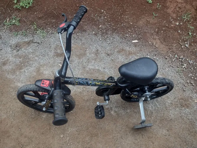 Bicicleta menino