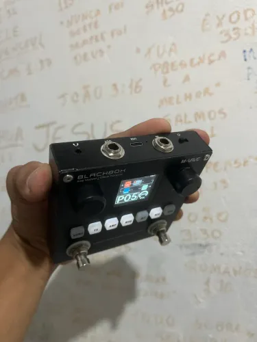 Pedaleira black box timbrada PRA VENDER LOGO