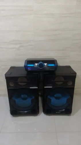 Sony shake 77