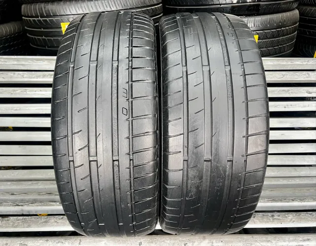 Par de Pneus 205/55/16 Continental Extreme Contact / Pneu 205/55R16