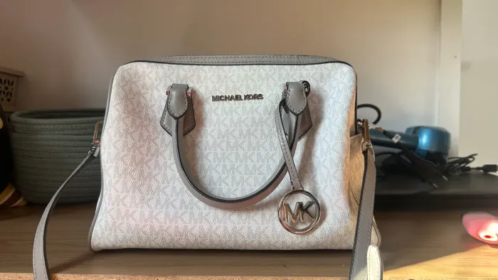 Bolsa Michael Kors MK Logo Original - Única Dona