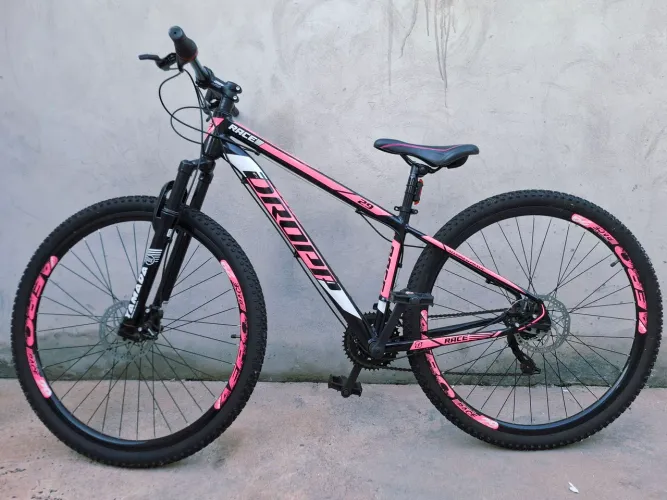 Bicicleta alumínio pouco usada, peças originais