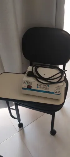 Cadeira de manicure + Esterelizador