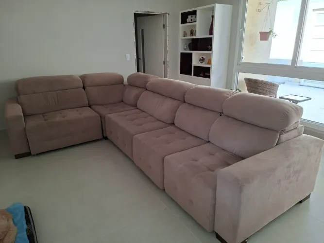 Sofá em L 240 X 370 para 5 a 7 lugares 