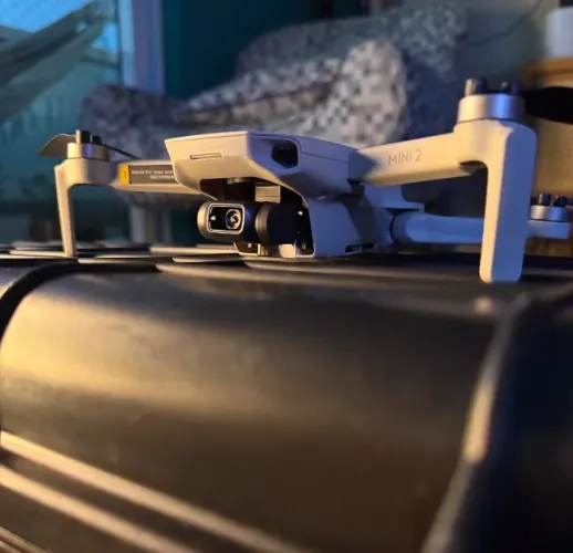 DJI Mini 2 Fly More Combo - Estado de Novo (Apenas 7 Voos!) + Nota Fiscal