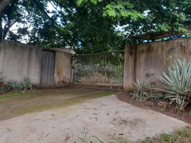 Chácara no Jockey Club para venda e locação