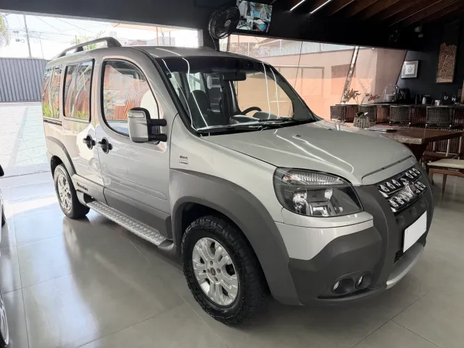 Fiat Doblo Adv/adv Tryon/locker 1.8 Flex 2011