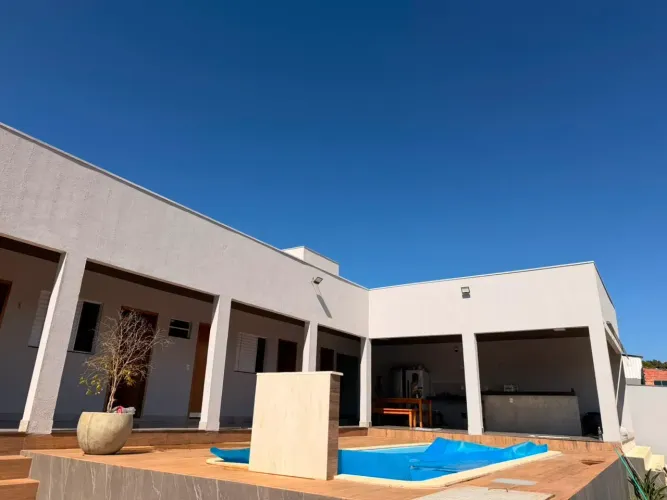 Imóvel para venda com 150 metros quadrados com 4 quartos em Zona Rural - Abadiânia - GO