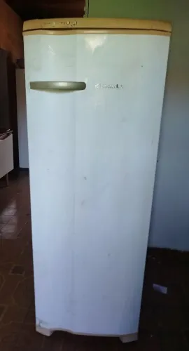 Geladeira Eletrolux