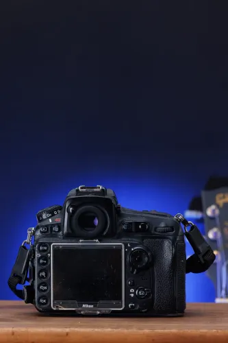 Nikon D810 (DETALHES NA DESCRIÇÃO)