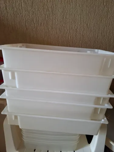 Caixa plástica resistente (50x30 cm)9 unidades (preço unitário)