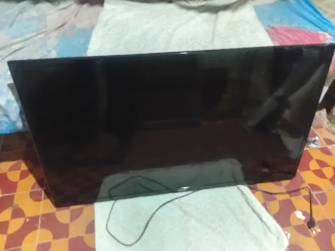  Tv Samsung  pra retirada de peças 