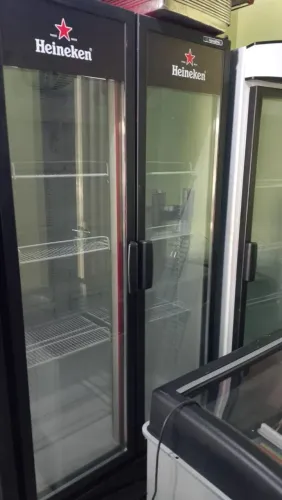 Cervejeira e expositor