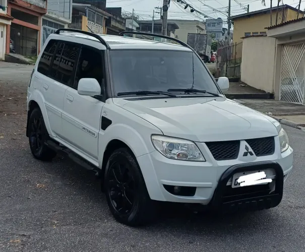 Mitsubishi Pajero TR4 2.0 Flex 16V 4X2 Aut. 2014