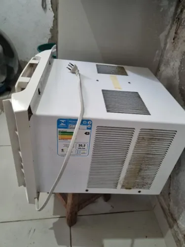 Ar condicionado de janela