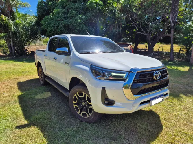 Toyota Hilux CD SRV 4X4 2.8 TDI Diesel Aut. 2024