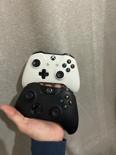 Manete Xbox One S