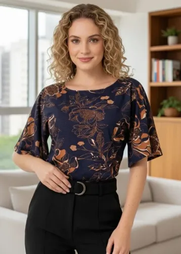 Blusa Floral em malha viscose