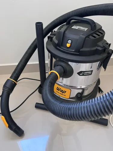 Aspirador Pó e Água WAP GTW Inox 20 com Soprador 1600W 160Mbar 20 Litros 127V