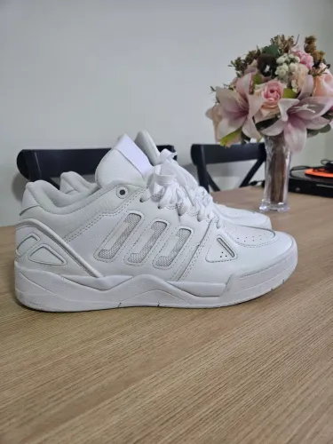 Tenis adidas midcity low seminovo