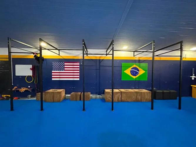 Vendo rack de parede de Cross Fit