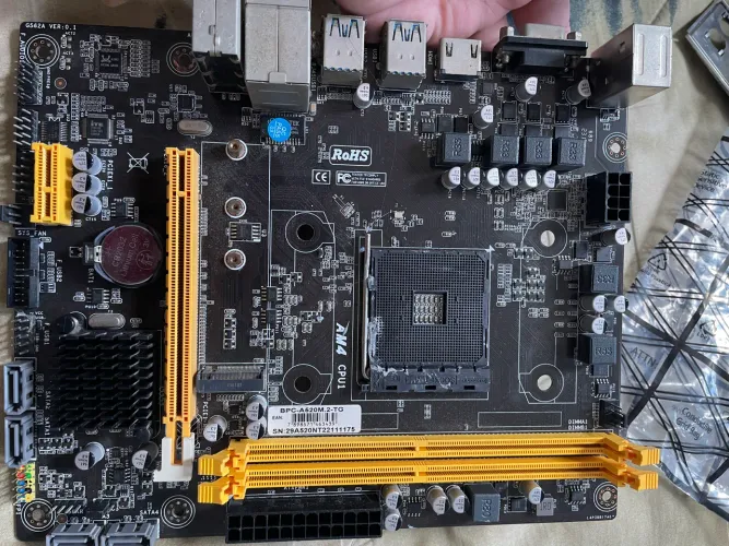 PLACA MAE DDR4 AMD