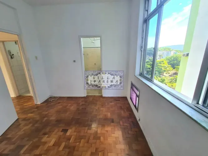 EXCELENTE APARTAMENTOPARA VENDA, QUARTO E SALA, 38 M², NA RUA LAURO MULLER, P.24H!