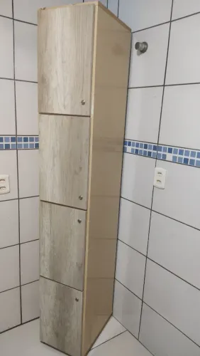 Multiuso bem bonito material excelente sem avarias muito bom
