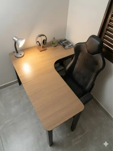 Mesa Gamer em L / Escrivaninha em L - Excelente Estado