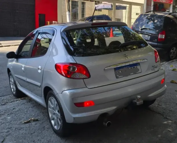 Peugeot 207 XS 1.6 Flex 16V 5P Aut. 2012