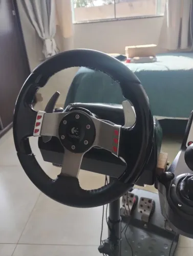 Logitech g27 com câmbio 